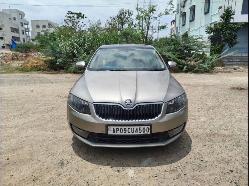 Skoda Octavia Elegance 2.0 TDI CR AT