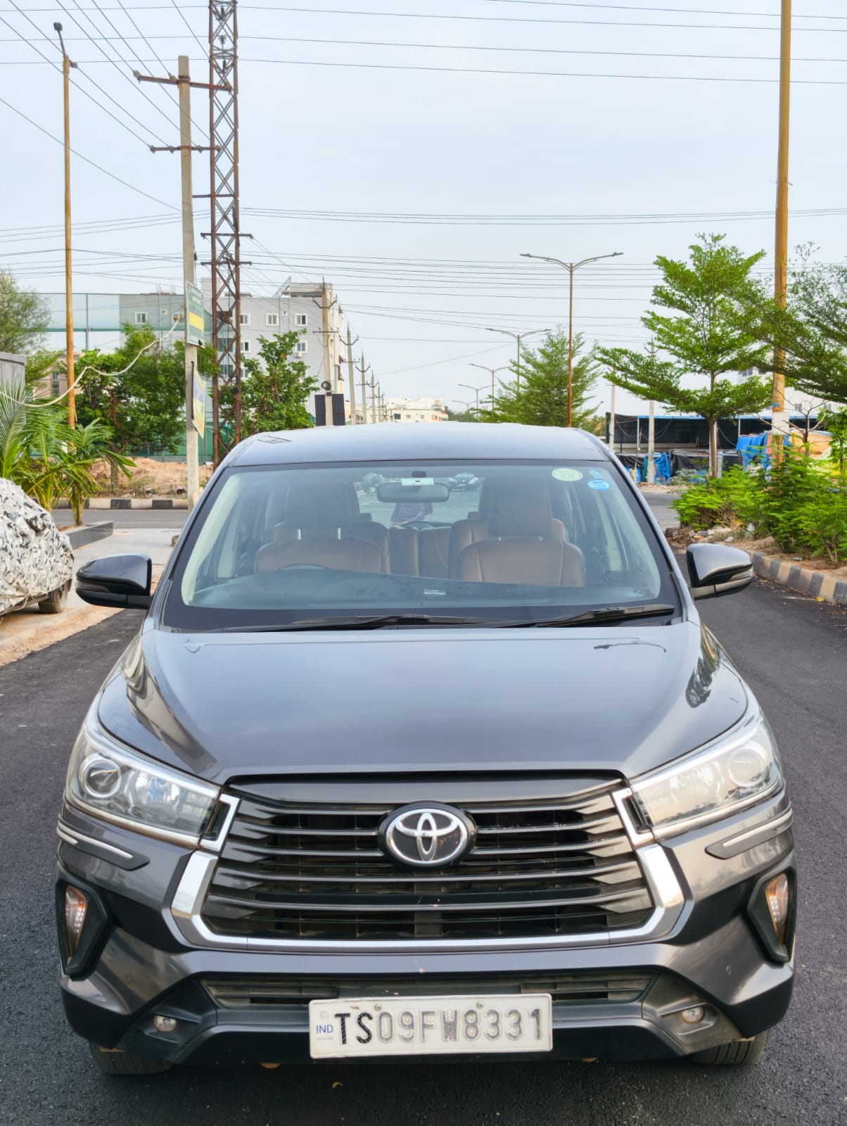 Toyota Innova Crysta V