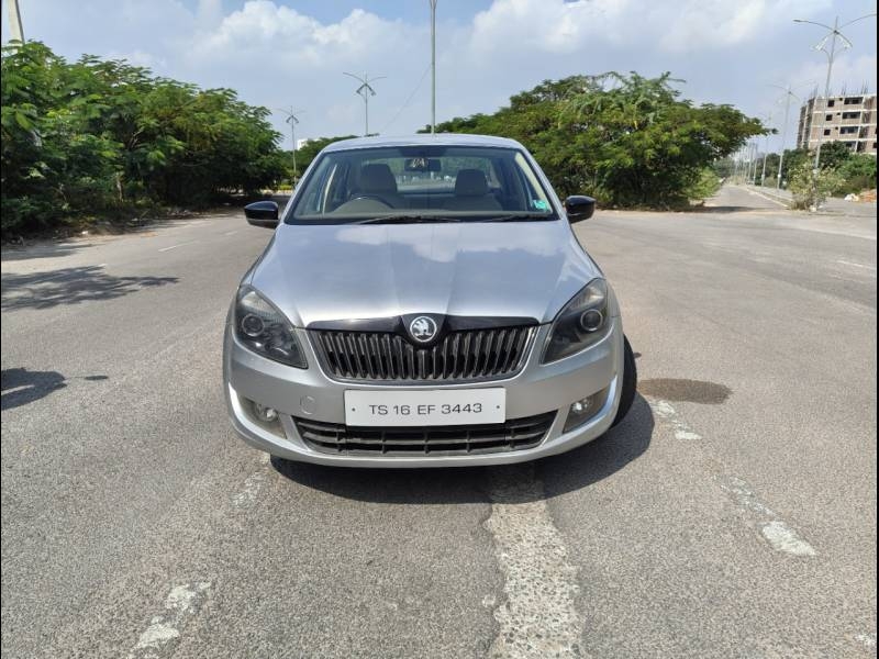 Skoda Rapid 1.5 TDI CR
Elegance AT